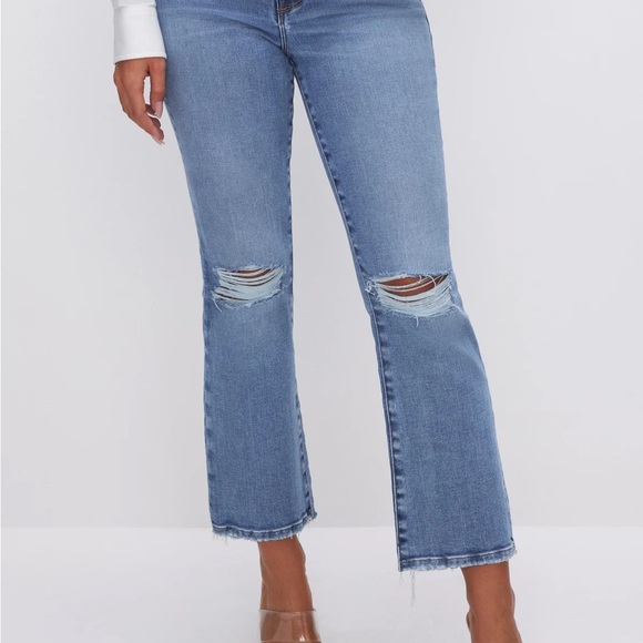 Good American Good Legs Cropped Mini Boot Jeans - Picture 3 of 9